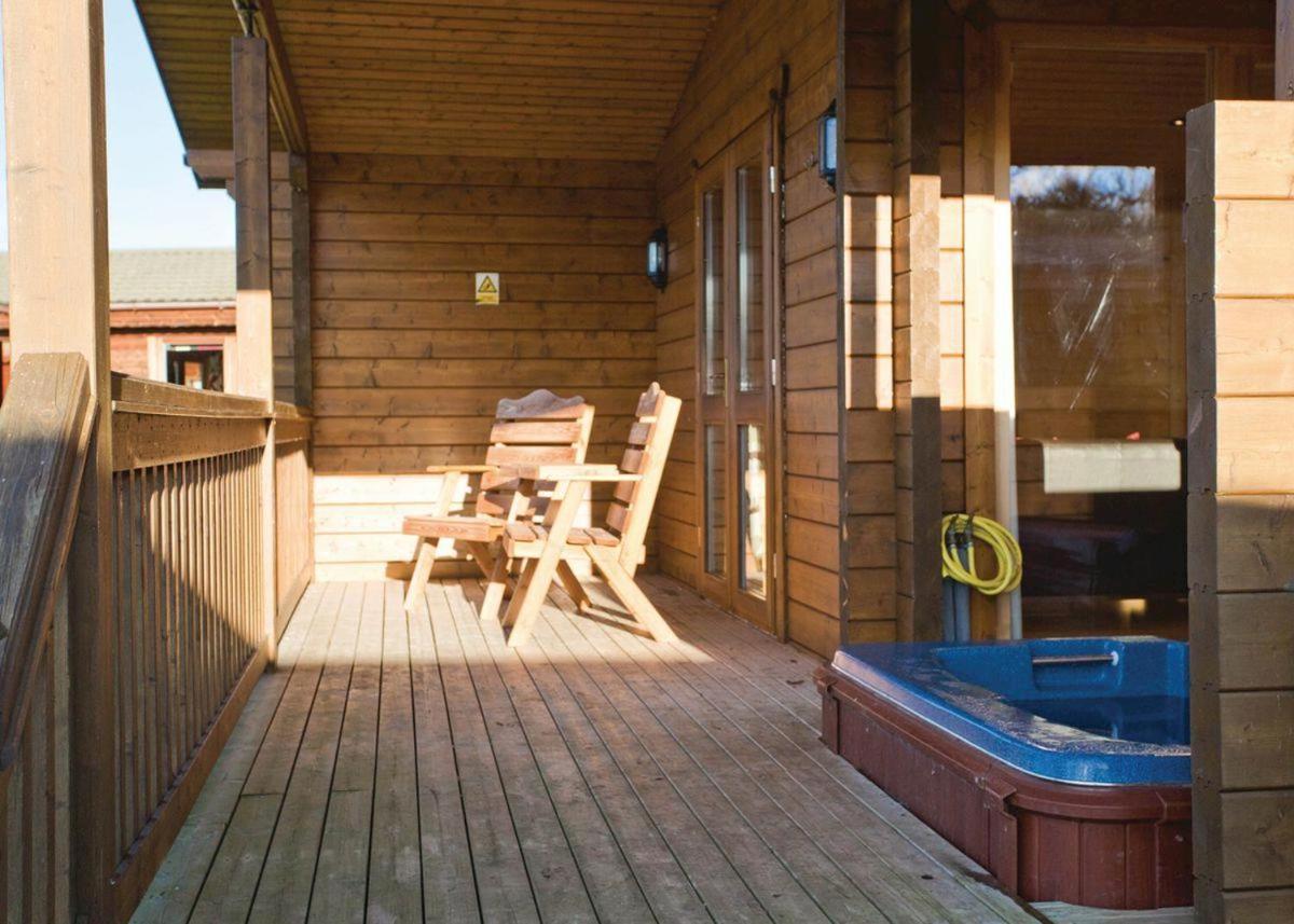 Dacre Lakeside Park Brandesburton Exterior photo