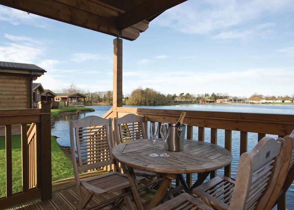 Dacre Lakeside Park Brandesburton Exterior photo