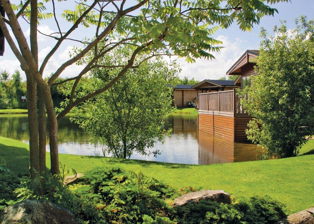 Dacre Lakeside Park Brandesburton Exterior photo