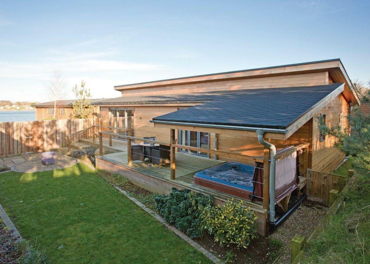 Dacre Lakeside Park Brandesburton Exterior photo
