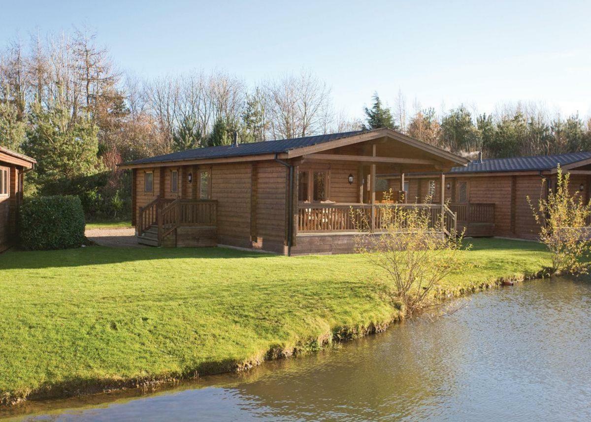 Dacre Lakeside Park Brandesburton Exterior photo