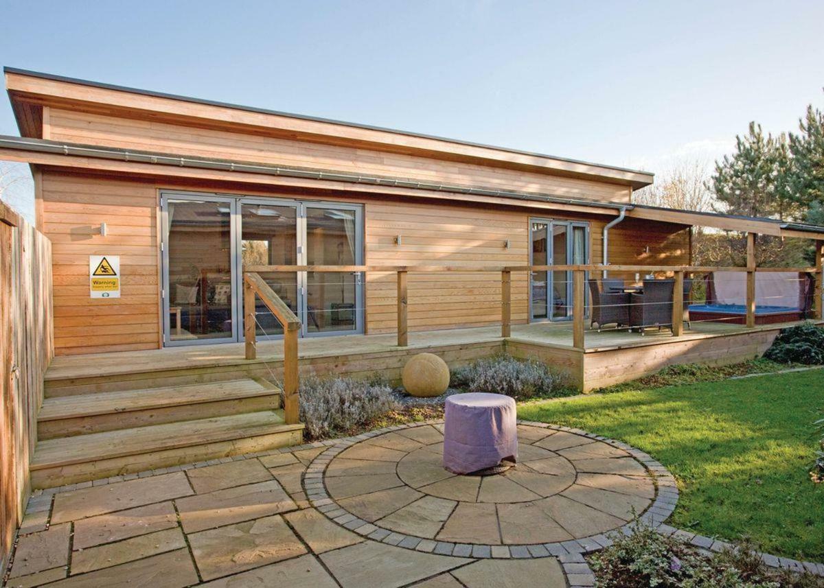 Dacre Lakeside Park Brandesburton Exterior photo